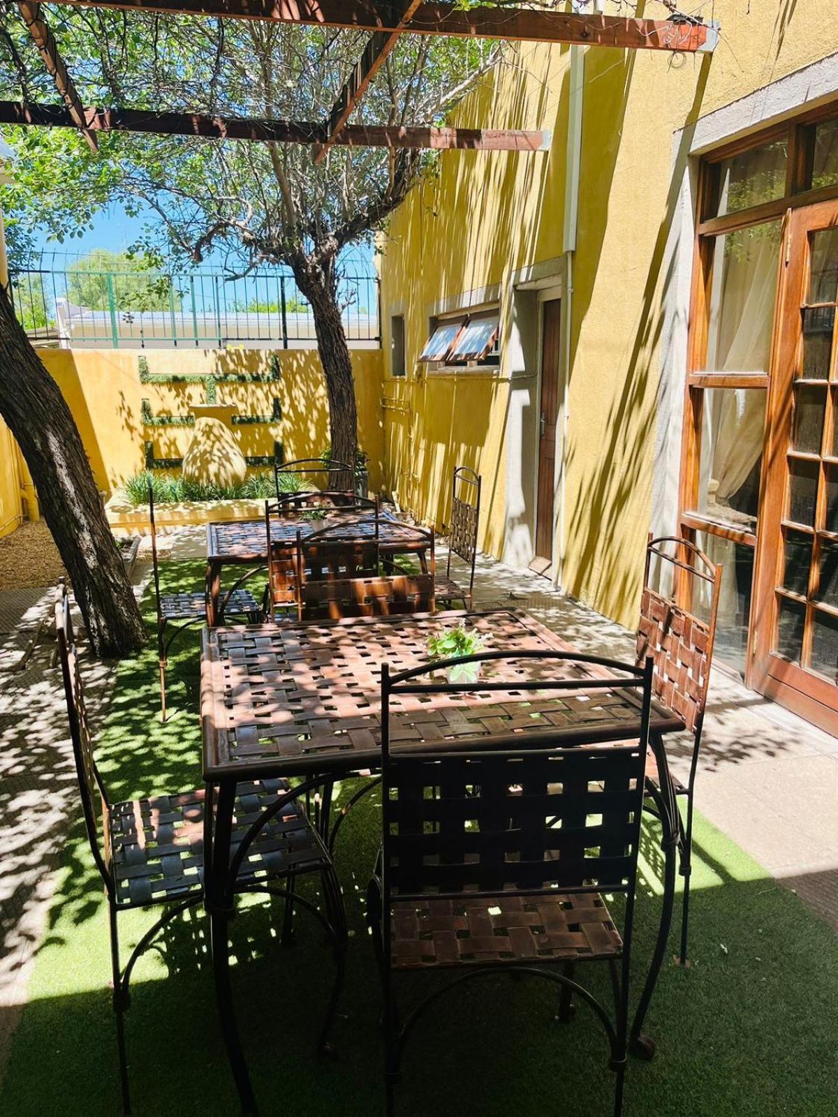 17 On Bird Guest House Beaufort West Dış mekan fotoğraf