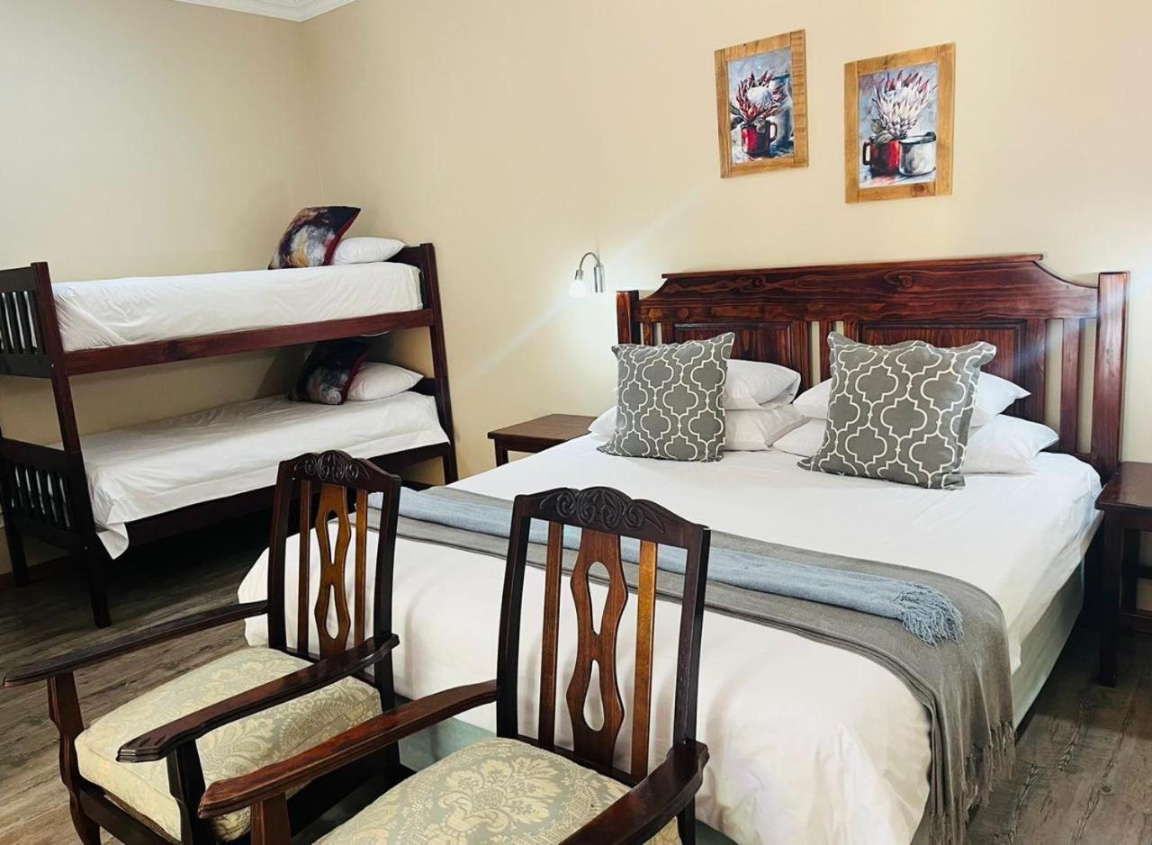 17 On Bird Guest House Beaufort West Dış mekan fotoğraf