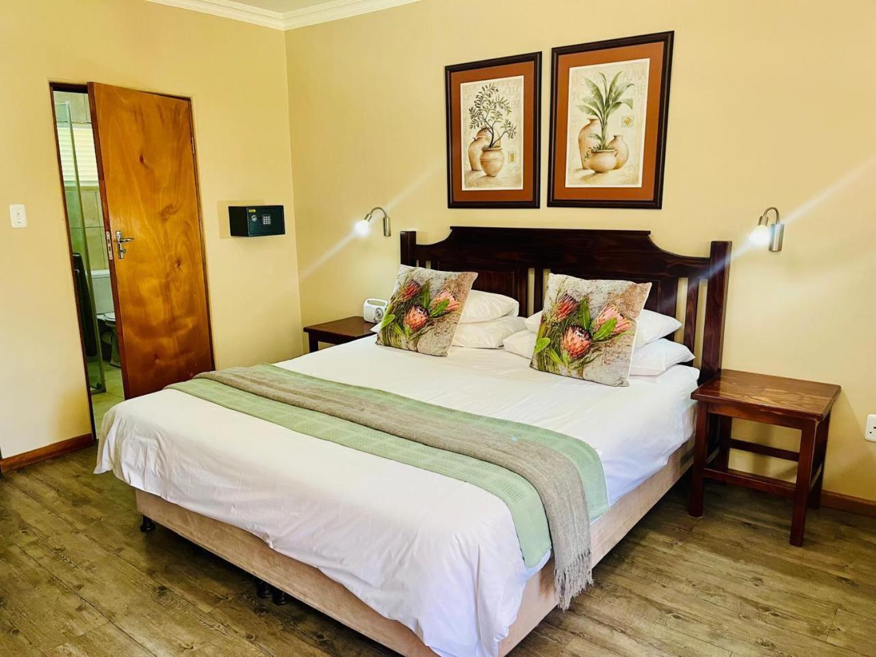 17 On Bird Guest House Beaufort West Dış mekan fotoğraf