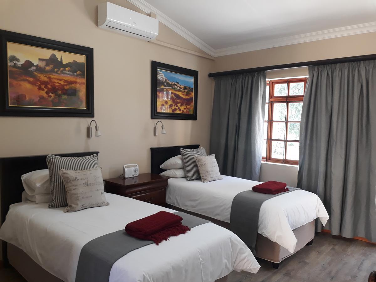 17 On Bird Guest House Beaufort West Dış mekan fotoğraf